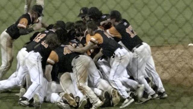Fuquay-Varina runs away with 4A baseball title with 12-1 win over Reagan in Game 3