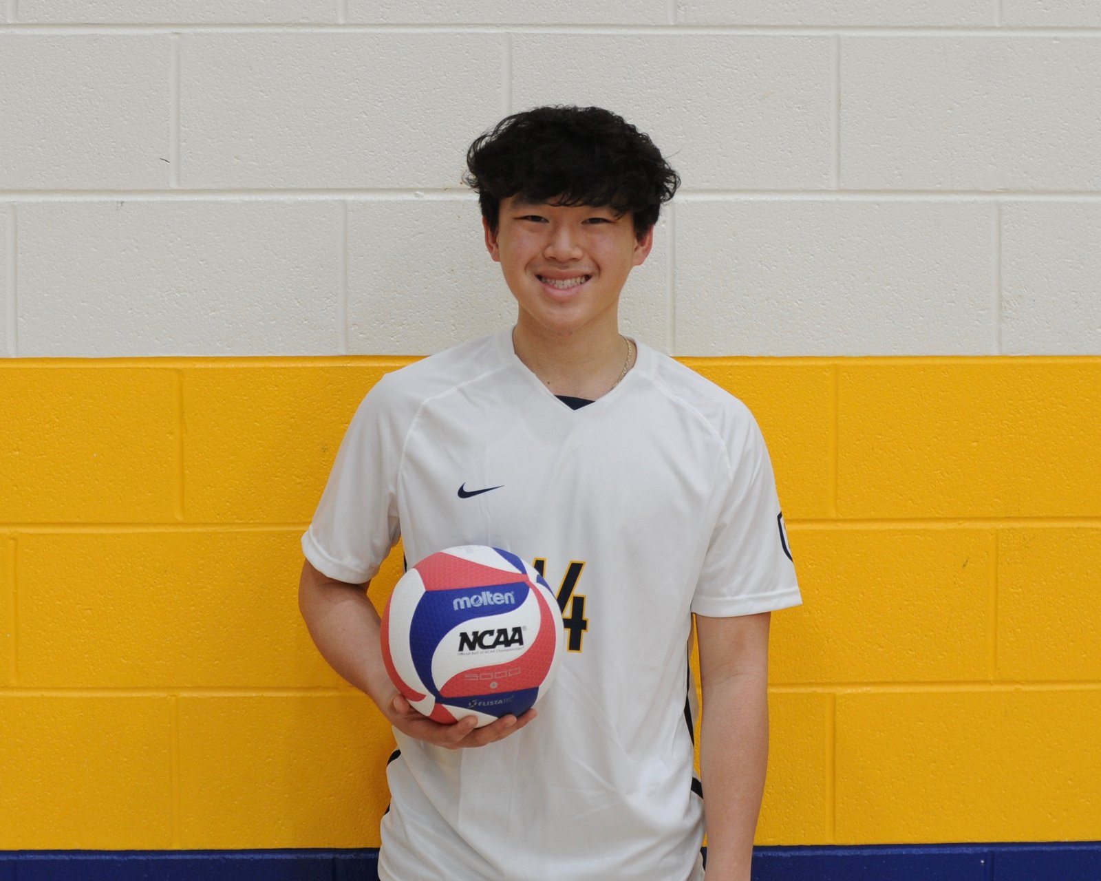 Moeller High School volleyball program requests petitions to help senior Brandon Wong